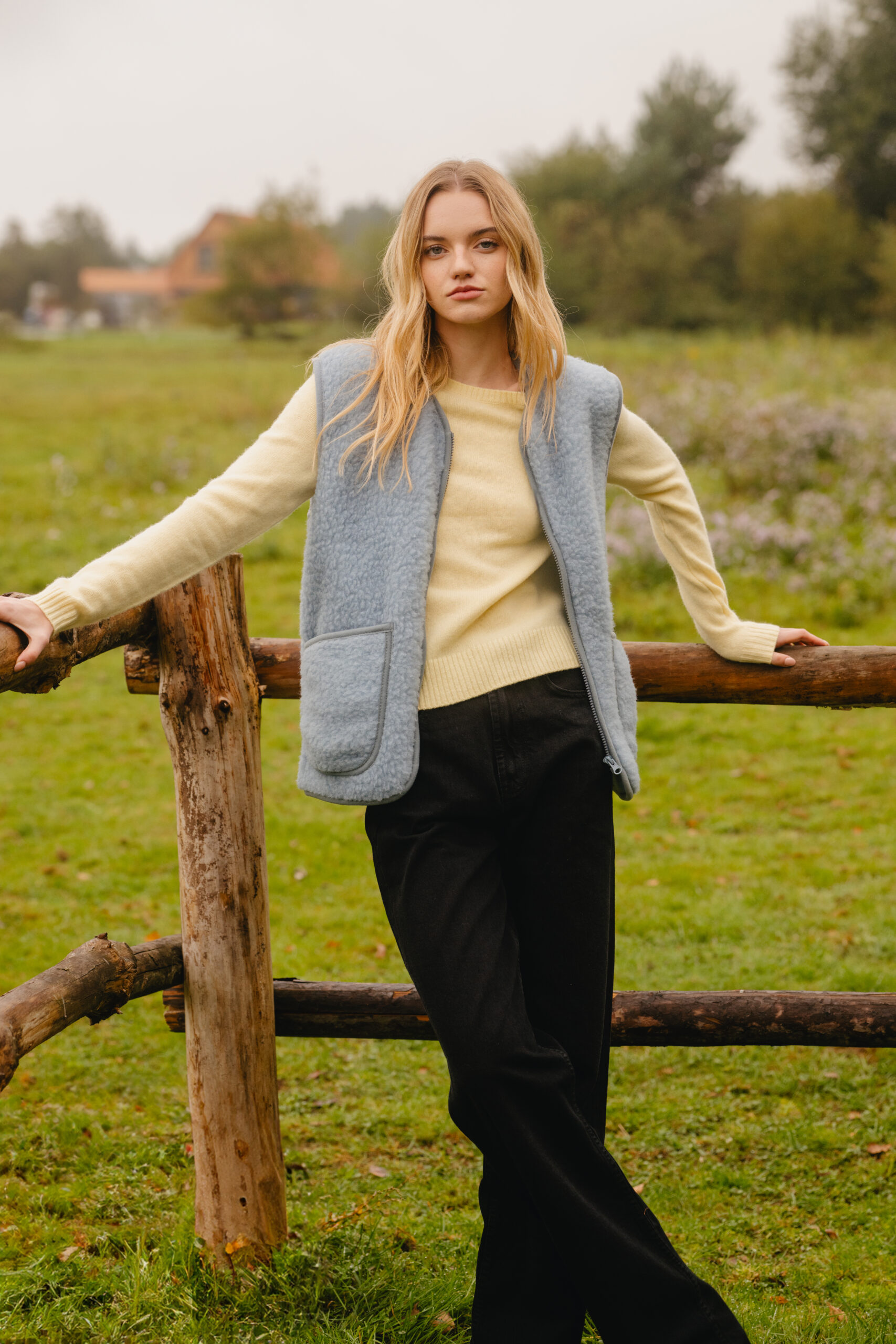 Coldbreaker Pepitco Vest - Image 5