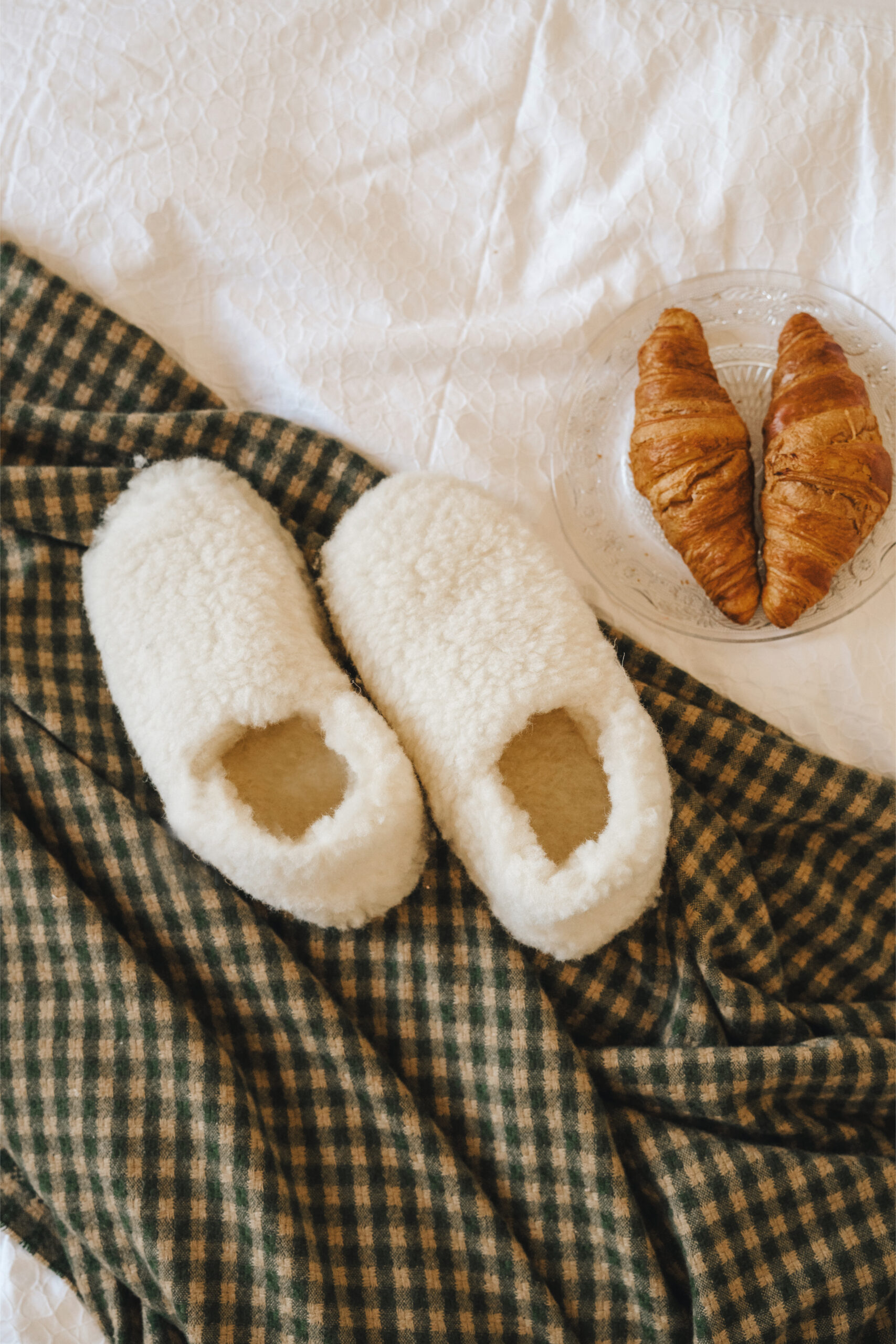 Woman wearing Yoko Wool pink knitwear with stripers image